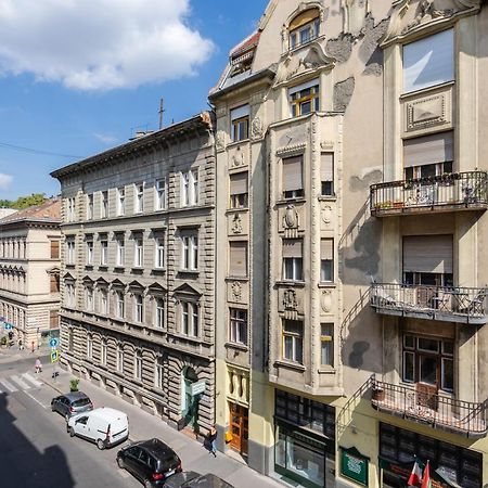 Lonyay Grand Central Budapest Exterior foto