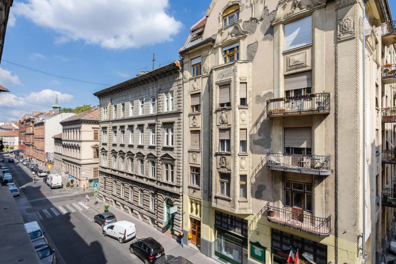 Lonyay Grand Central Budapest Exterior foto