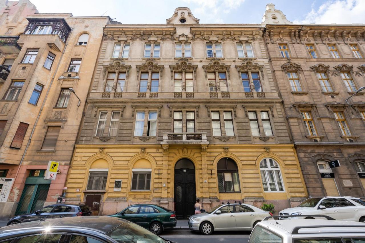 Lonyay Grand Central Budapest Exterior foto